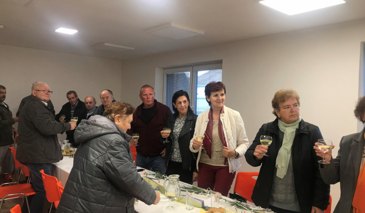 Október - mesiac úcty k starším. Posedenie s jubilantmi
