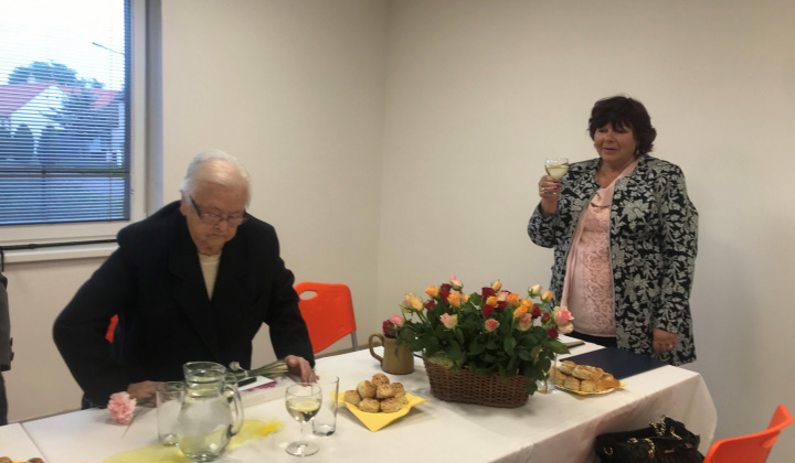 Október - mesiac úcty k starším. Posedenie s jubilantmi
