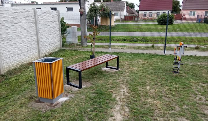 Aktuality / Dajme odpad do koša - foto